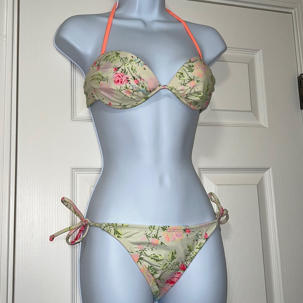 xhilaration Bikini (EUC)